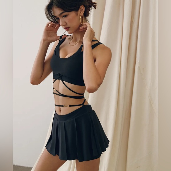 Nike x Jacquemus La Jupe Short Navy - Picture 1 of 9